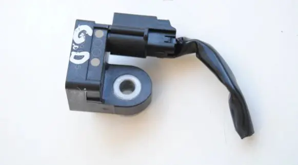 Mazda CX-7 Airbag deployment crash/impact sensor GP9A57KC0