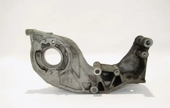 Mazda 6 Fuel pump bracket 