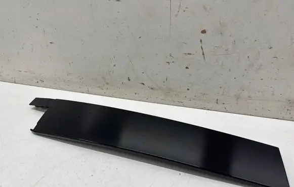 Mercedes-Benz GLB x247 Other front door trim element A2477220100