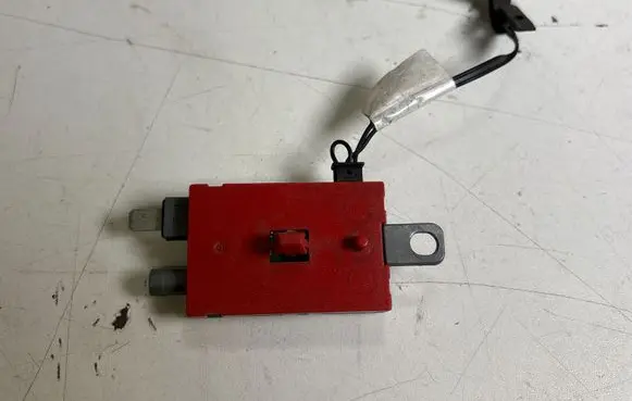 Ford Mustang VI Aerial antenna amplifier 28160689