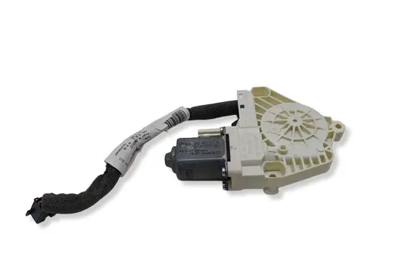 Skoda Superb B6 (3T) Rear door window regulator motor 8K0959812A 1101919813201