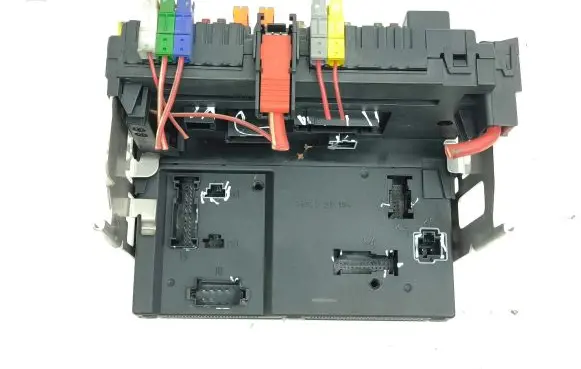Mercedes-Benz S W221 Fuse module A2215403050