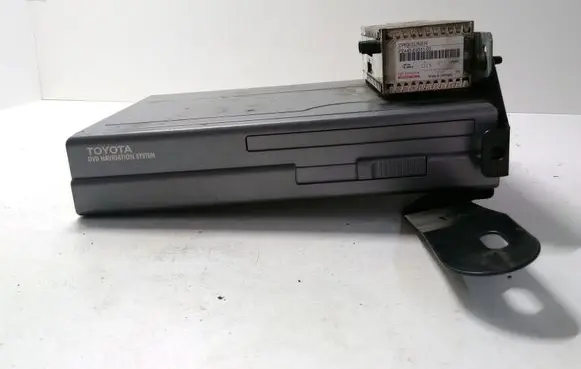 Toyota Avensis T250 Navigation unit CD/DVD player 0866200880 AAAB111449