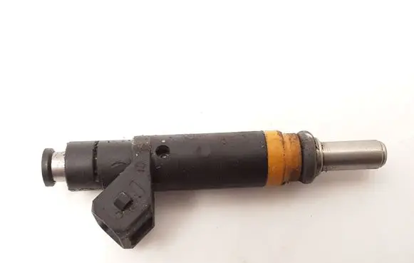 BMW 7 E65 E66 Fuel injector 7506924