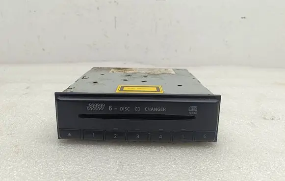 Nissan X-Trail T30 CD/DVD changer 
