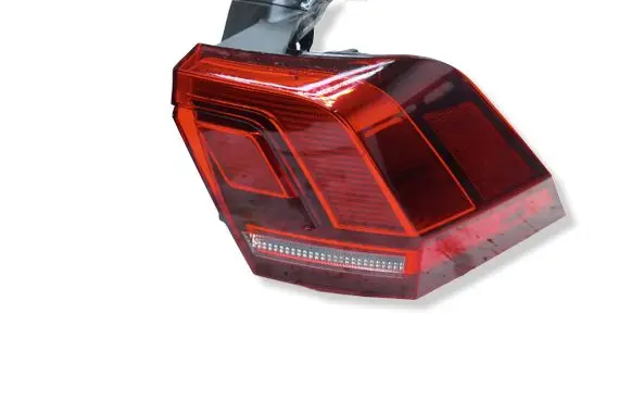 Volkswagen Tiguan Allspace Rear/tail lights 5NN945096A