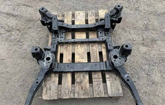 Ford Explorer VI Front axle beam MLB5C-3000-AA