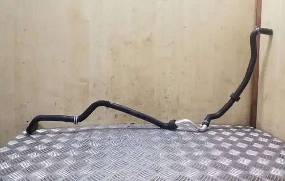 Mercedes-Benz ML W164 Engine coolant pipe/hose A1645062135
