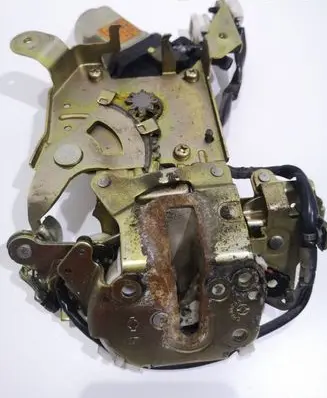 Nissan Quest Rear door lock 82503M5Z100 50719 1178407A