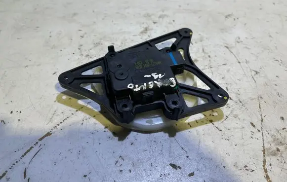 KIA Sorento Air flap motor/actuator H400730891 0028120K