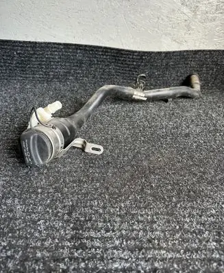 Fuel tank filler neck pipe