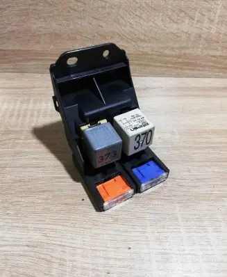 Audi A6 S6 C6 4F Fuse box set 4F1937503