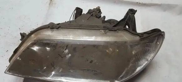 Mazda 323 F Headlight/headlamp