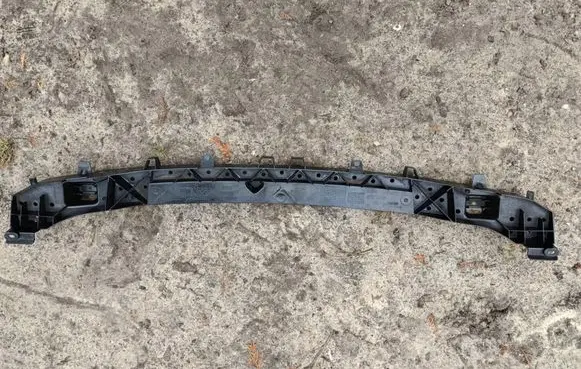 Peugeot 2008 II Front bumper support beam 9825813580