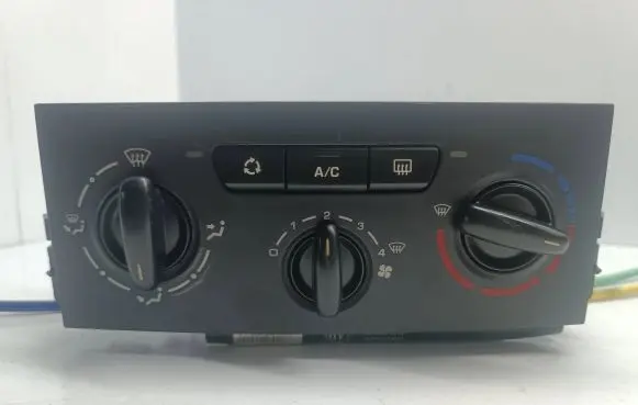 Peugeot 207 Climate control unit 69910004