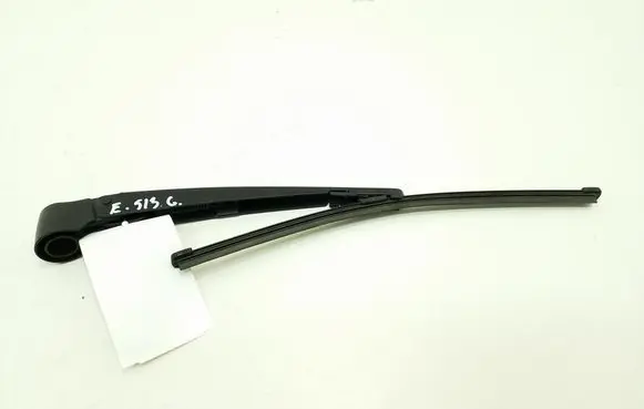 Rear wiper blade arm