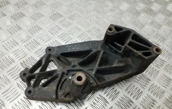 Volkswagen Sharan Engine mounting bracket 7M0199308E