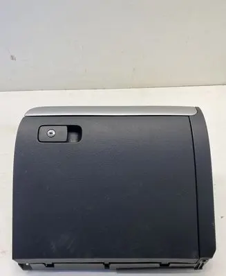 Volkswagen Jetta VI Glove box set 5C7857097S
