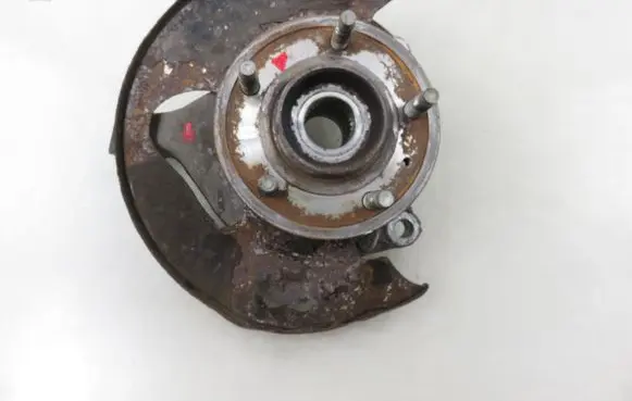 Chevrolet Captiva Front wheel hub spindle knuckle 