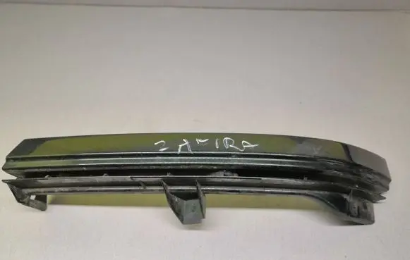 Under headlight/headlamp trim