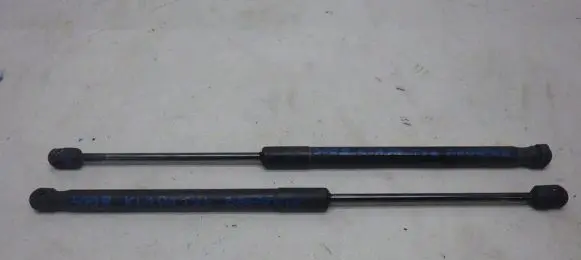 Peugeot 3008 I Tailgate strut 9683207080