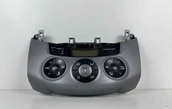 Toyota RAV 4 (XA30) Climate control unit 5590042240