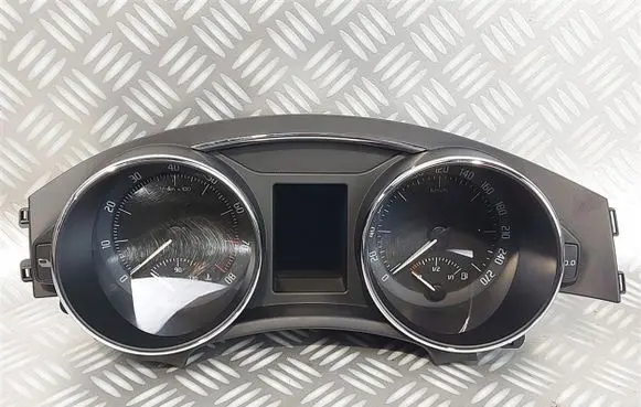 Skoda Superb B6 (3T) Speedometer (instrument cluster) 3T1920841J