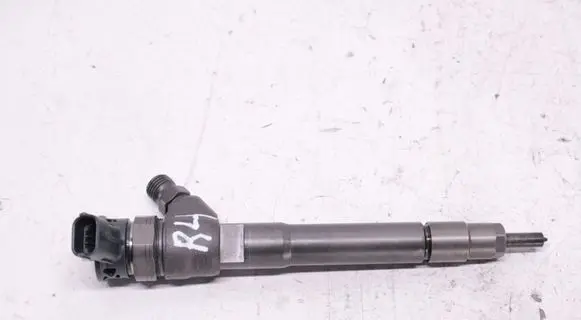 Fuel injector