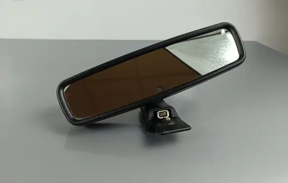 SsangYong Rexton Rear view mirror (interior) 7642036000