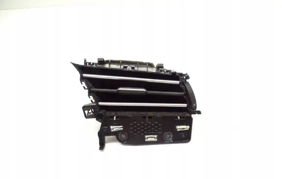 Volkswagen PASSAT B8 Dashboard side air vent grill/cover trim 3G2819702E