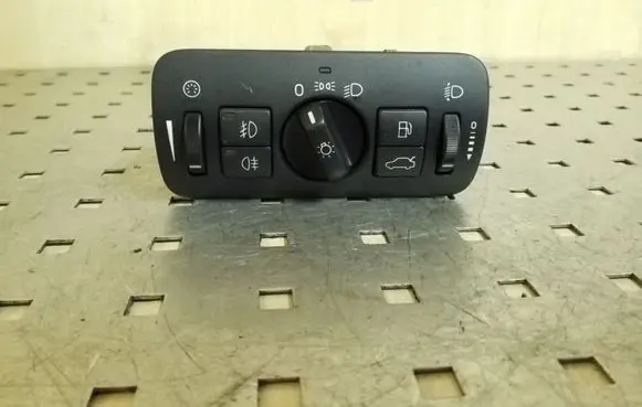 Light switch