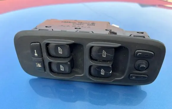 Volvo XC90 Electric window control switch 31275226