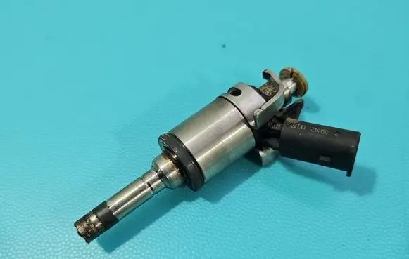 KIA Stinger Fuel injector 0261500311 IMPRK1523890