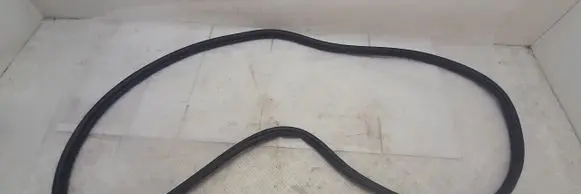 Trunk rubber seal (body)
