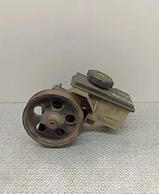 Ford Mondeo Mk III Power steering pump 1S703A733AB