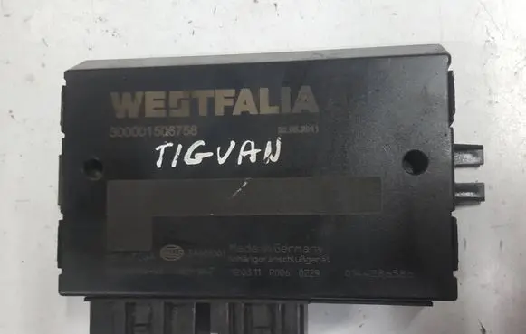 Volkswagen Tiguan Tow bar trailer control unit/module 300001506758XXX 300001506758