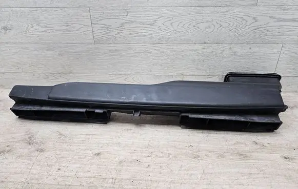 Volkswagen PASSAT B8 Intercooler air guide/duct channel 3Q0129217