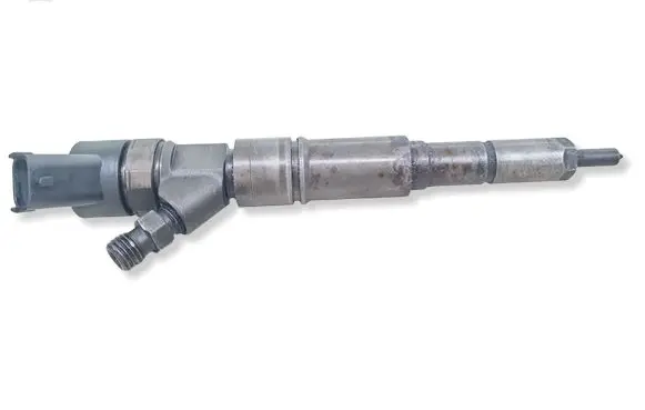 BMW 5 E39 Fuel injector 7785984