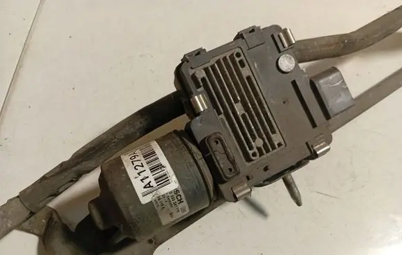 Audi A3 S3 8P Wiper motor 0390241719