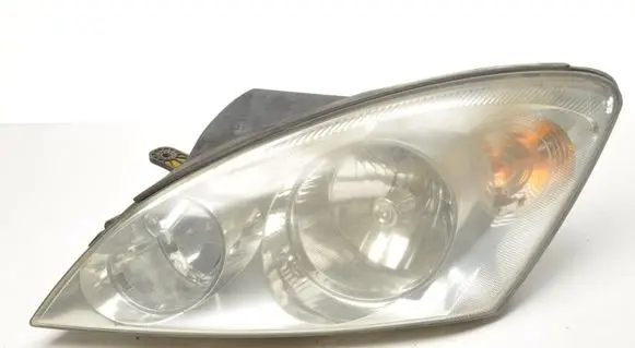 KIA Ceed Headlight/headlamp 921011H000