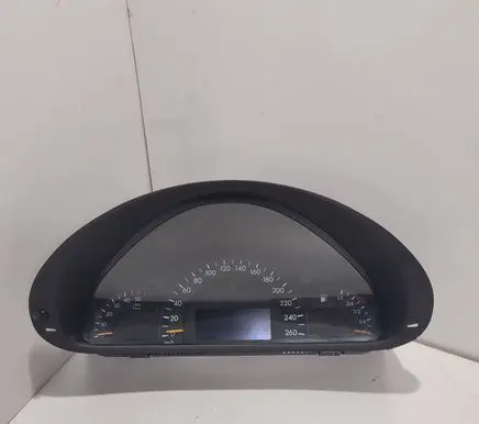 Mercedes-Benz C W203 Speedometer (instrument cluster) A2035403047 110080231
