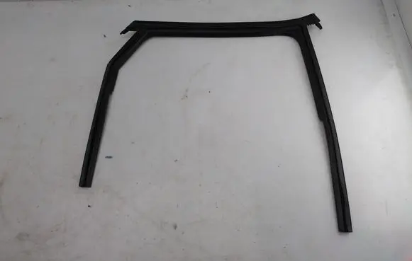 Audi A3 8Y Rubber seal rear door 8Y5839432A