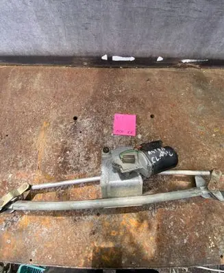 Opel Astra F Front wiper linkage and motor 22084735
