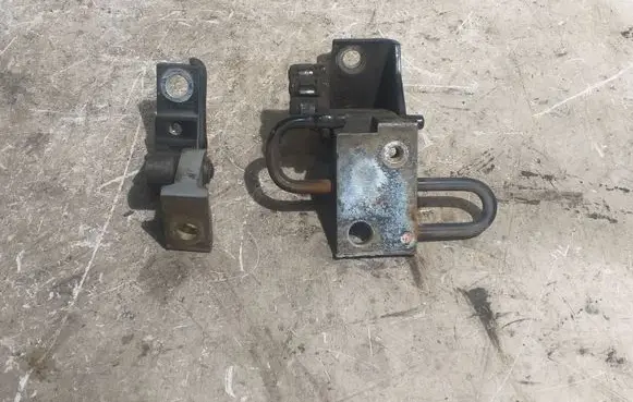 Audi A4 S4 B6 8E 8H Front door hinge set 8E0831411