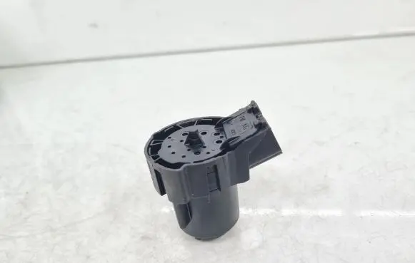 Volkswagen Transporter - Caravelle T6 Ignition lock contact 6R0905865
