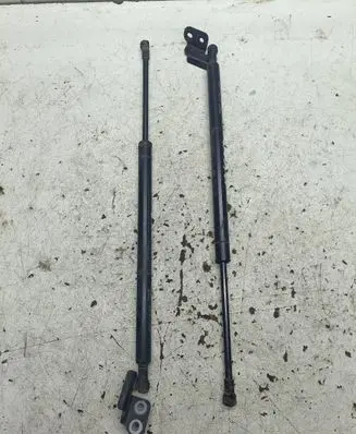 Volvo XC60 Tailgate strut 