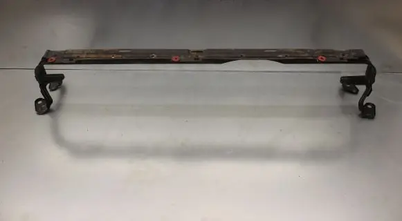 Volvo V50 Bottom radiator support slam panel 