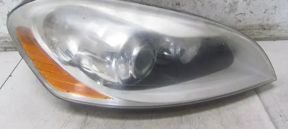 Volvo XC60 Headlight/headlamp 30763138