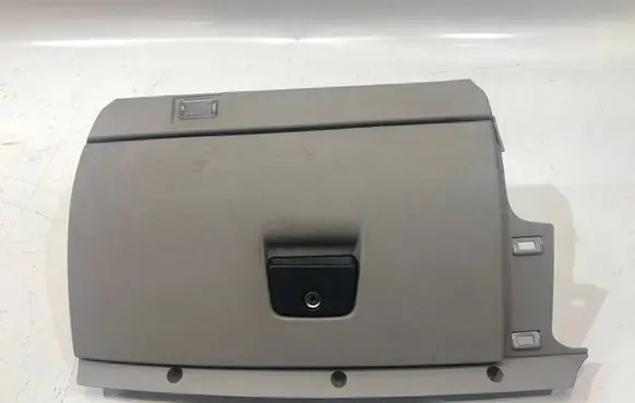 Volvo V50 Dashboard storage box/compartment 