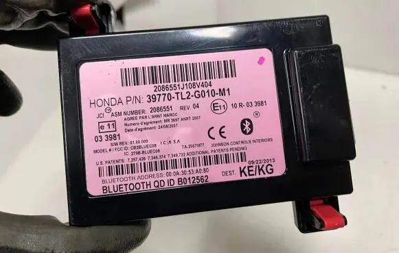 Honda Accord Bluetooth control unit module 39770TL2G010M1